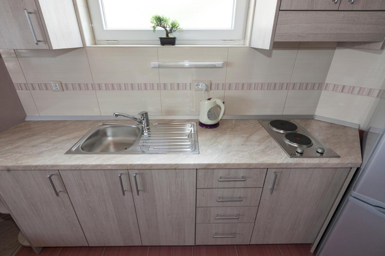 Apartmani Iva Тучепи Екстер'єр фото