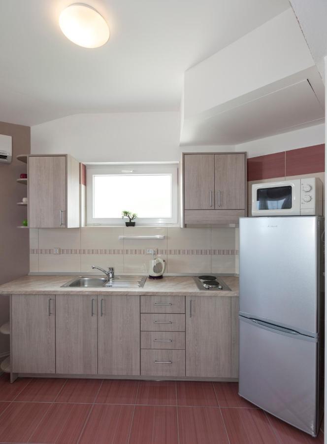Apartmani Iva Тучепи Екстер'єр фото