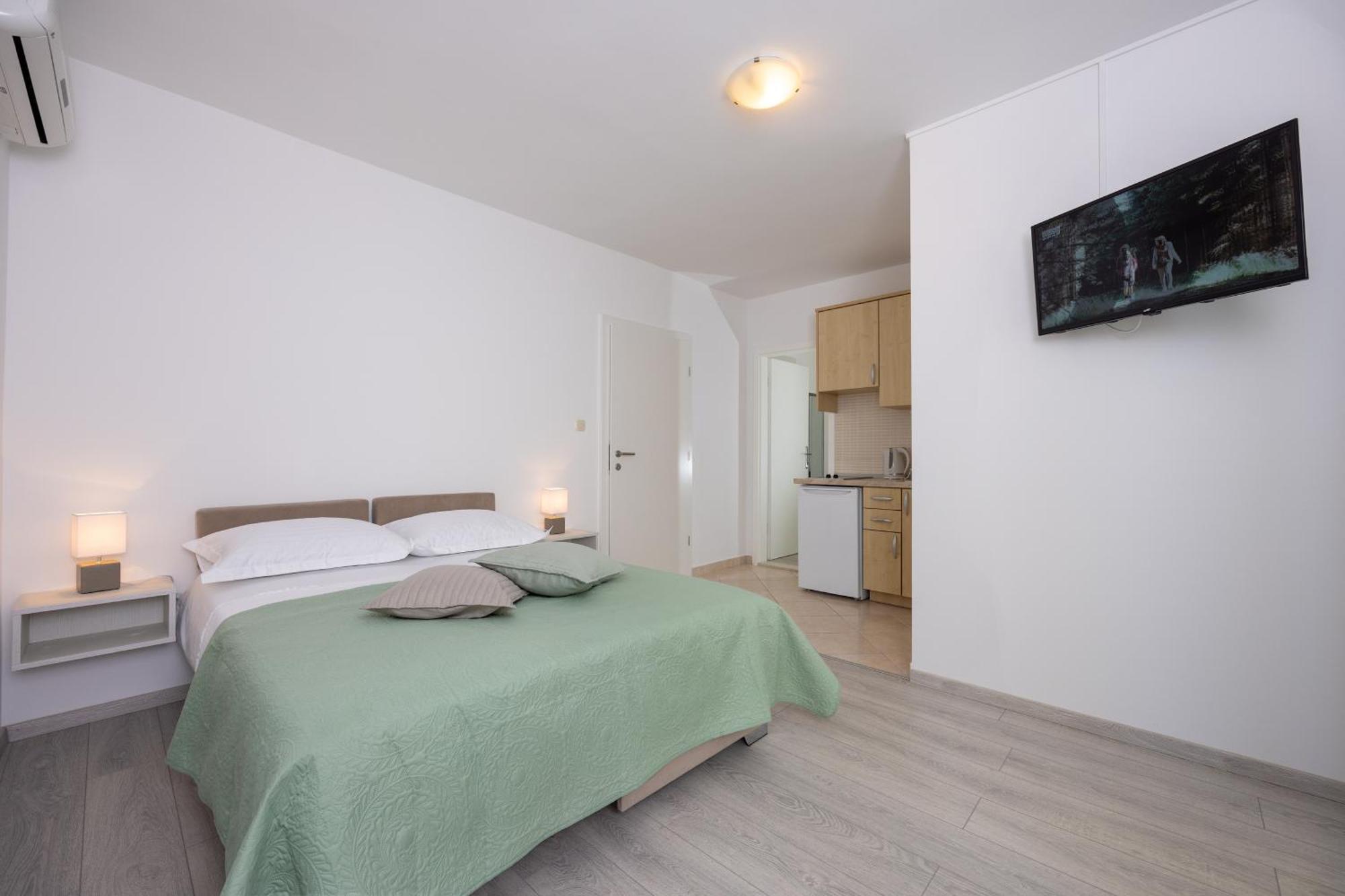Apartmani Iva Тучепи Екстер'єр фото