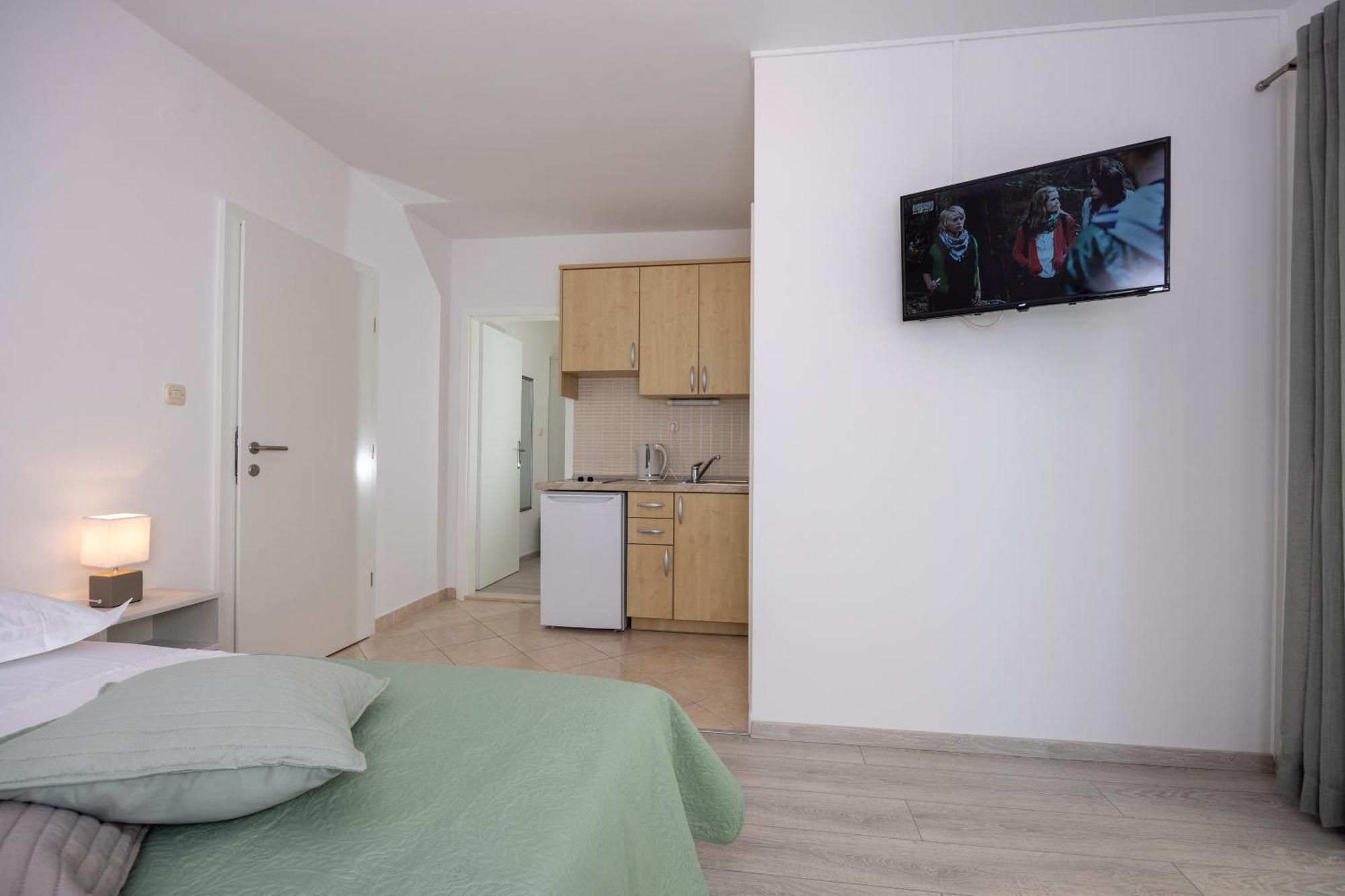 Apartmani Iva Тучепи Екстер'єр фото